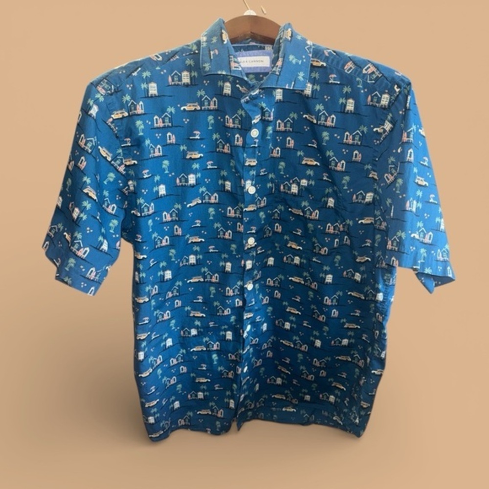 Alex Cannon Men’s Size Large Blue Beach House Surfer Patterned Button Shirt Used